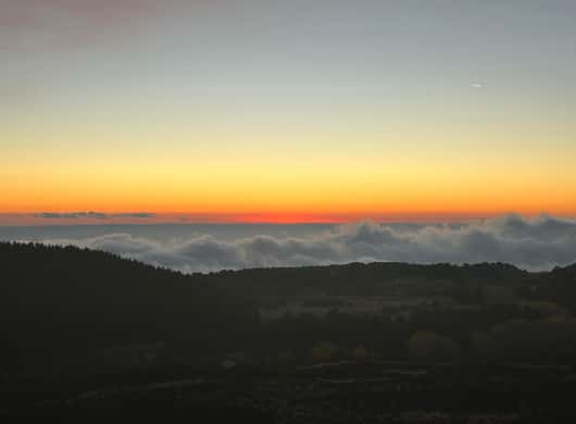 Zonsondergang boven lavavelden op de Etna
