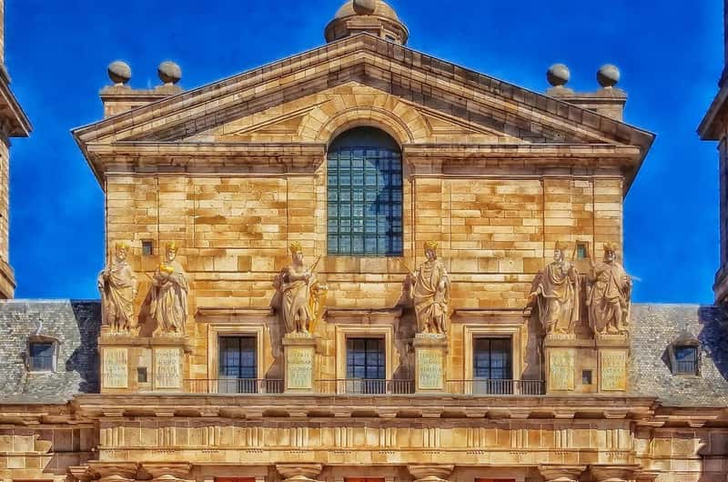 エル・エスコリアル チケット＆ツアー | ゲットユアガイド | GetYourGuide