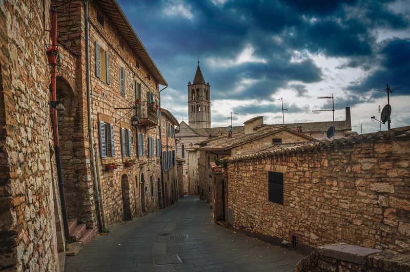 アッシジ：2026年最新のおすすめ観光スポット＆見どころ | GetYourGuide