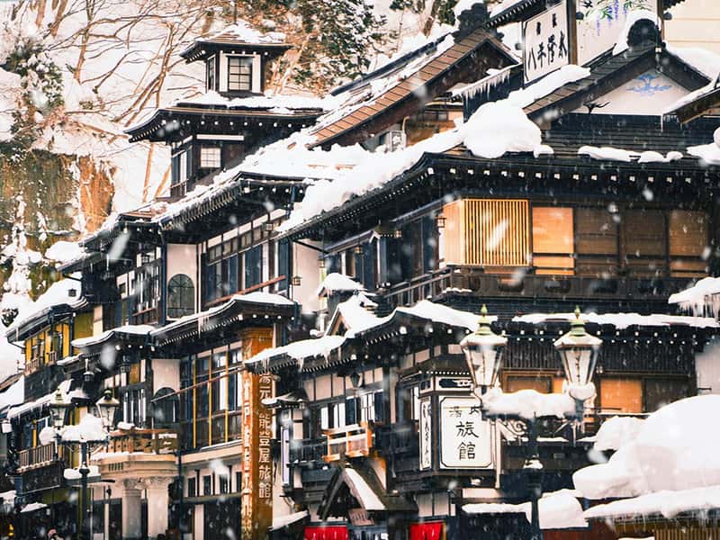 Ginzan Onsen sneeuw