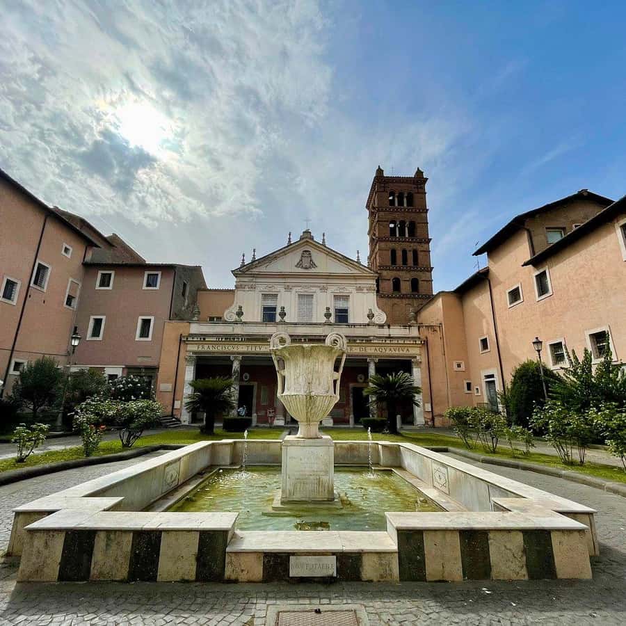 Tiber Island, Jewish Ghetto and Trastevere with Hotel Pickup | GetYourGuide, image size:900x900