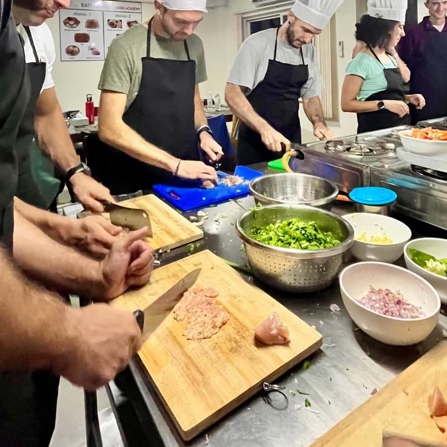 HOMENAGEM às MULHERES PIONEIRAS no mundo da CULINÁRIA! | Mulher pioneira,  Culinaria, Mulheres, image size:900x900