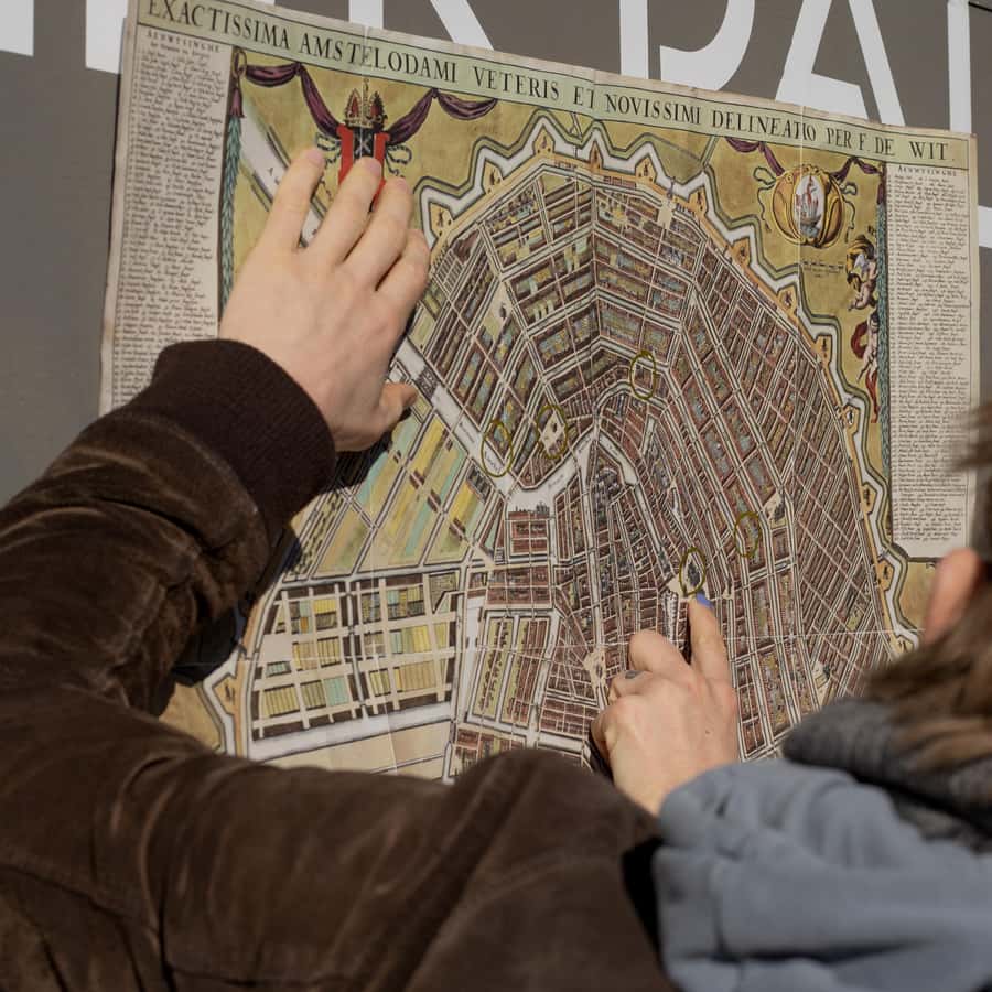 Amsterdam Legends & History Walking Tour with Local Guide