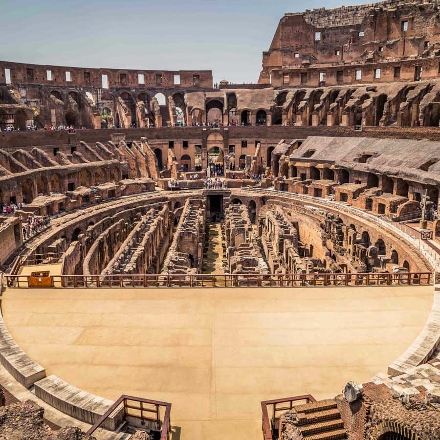 ローマ：コロッセオ見学ツアー（剣闘士闘技場入場付き） | GetYourGuide