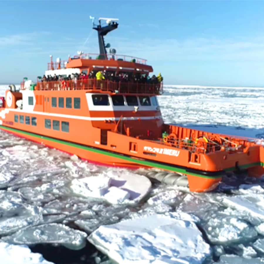 Quebra-gelo de Hokkaido GARINKO GO, excursão de um dia ao Festival de Gelo  de Sounkyo | GetYourGuide, image size:900x900