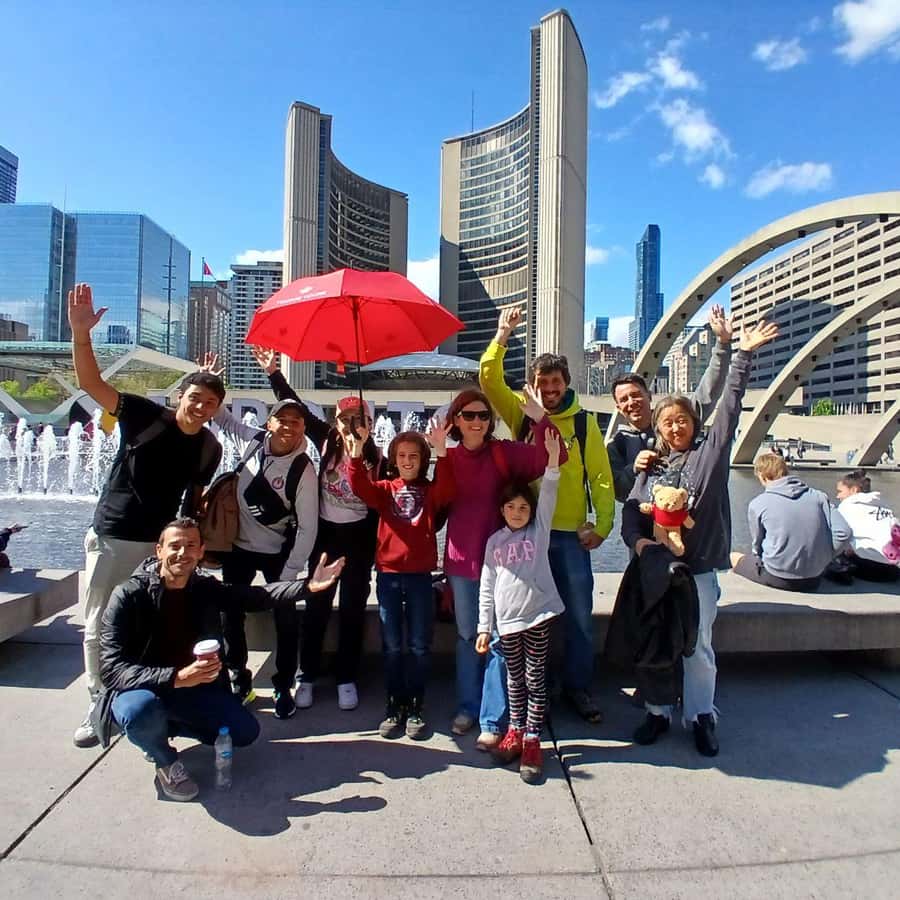 トロントシティハイライトウォーキングツアー｜3時間 | GetYourGuide