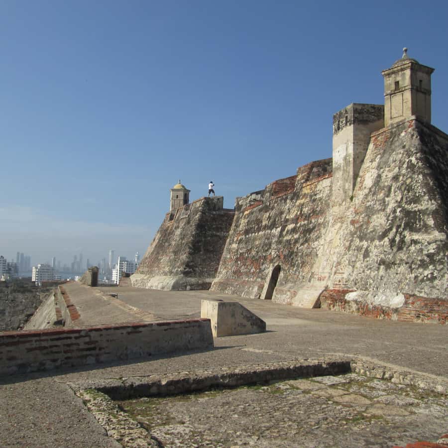 Cartagena: ENTRANCE TO SAN FELIPE CASTLE | GetYourGuide, image size:900x900