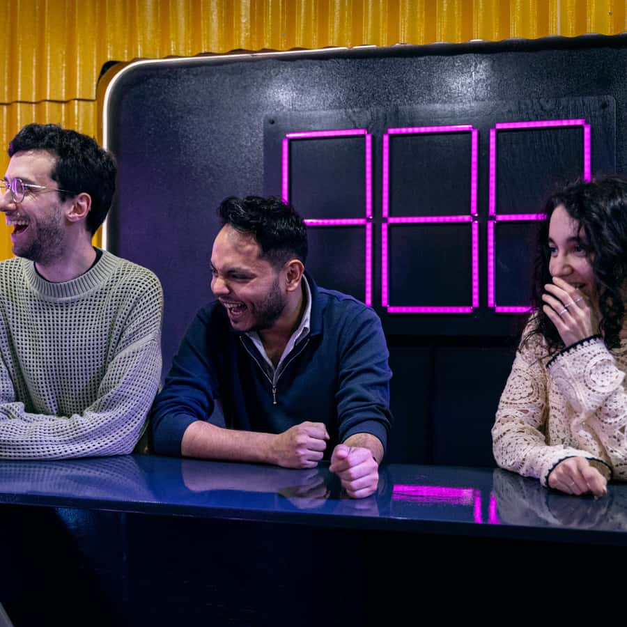 里斯本：好友对决现场游戏秀体验| GetYourGuide, image size:900x900