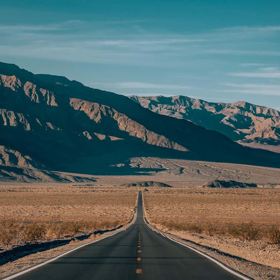 Tour VIP en grupo reducido por el Valle de la Muerte y el desierto de Mojave  desde Las Vegas | GetYourGuide, image size:900x900