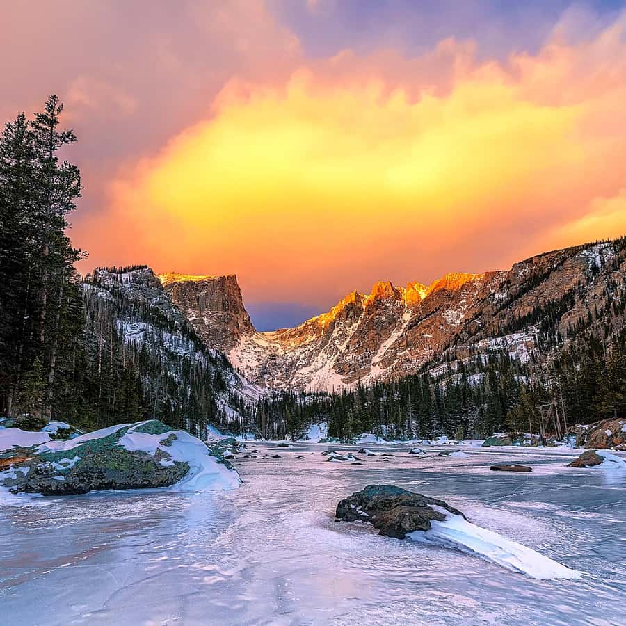Estes Park: Rocky Mountain National Park Sunrise Hiking Tour | GetYourGuide, image size:900x900