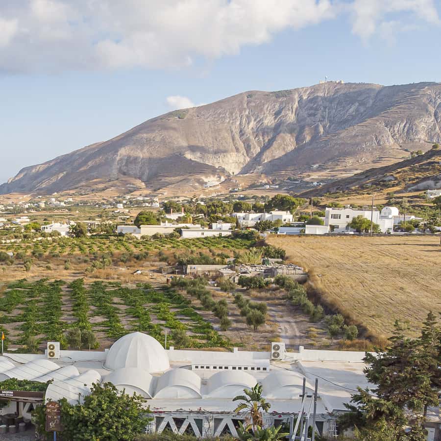 サントリーニ島：観光バスツアーとイアの夕日をご堪能ください