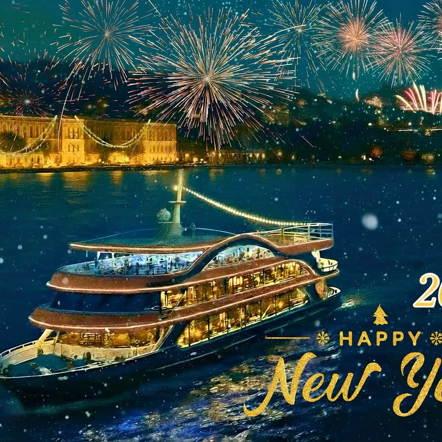 イスタンブール：大晦日ボスポラス海峡クルーズ（ディナー＆ショー付き