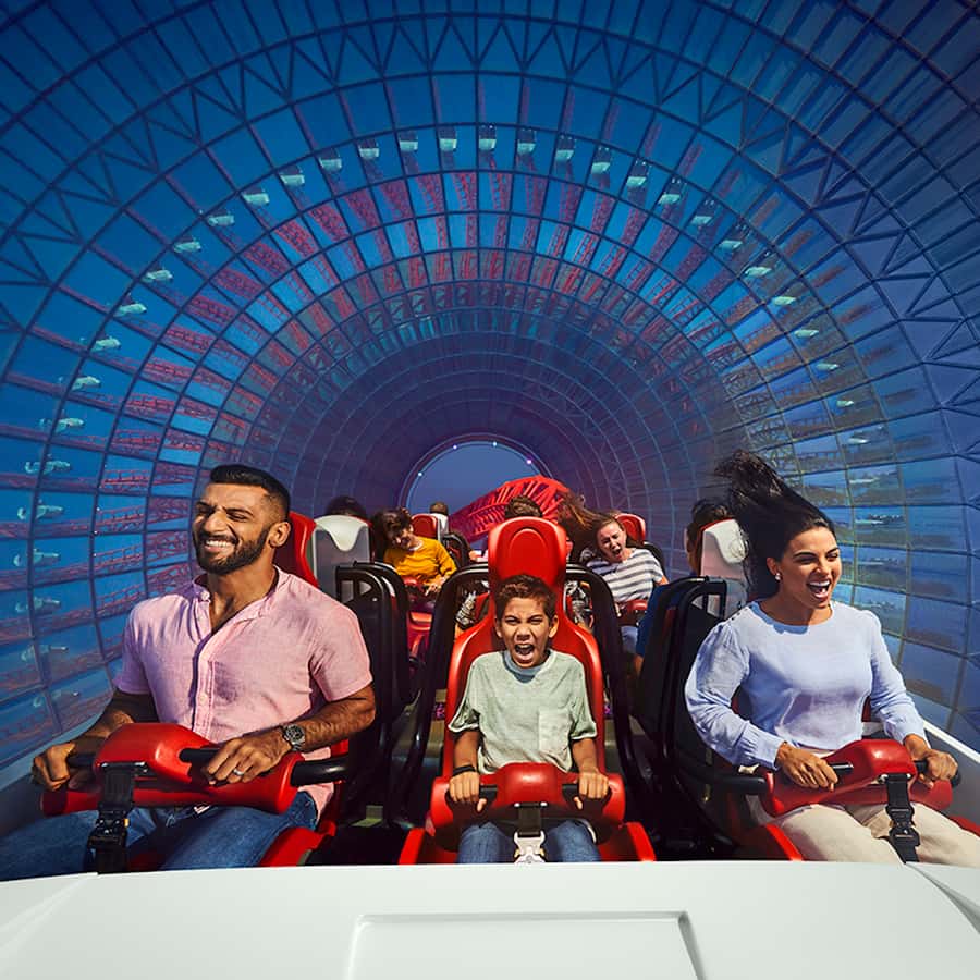 Abu Dhabi: Ticket für die Ferrari World mit kostenlosem Shuttle |  GetYourGuide, image size:900x900