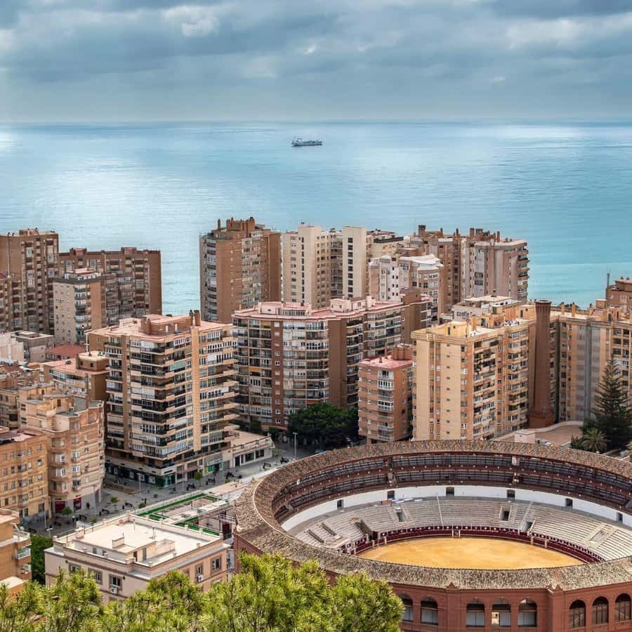 从马拉加到摩洛哥丹吉尔的一日游全包| GetYourGuide