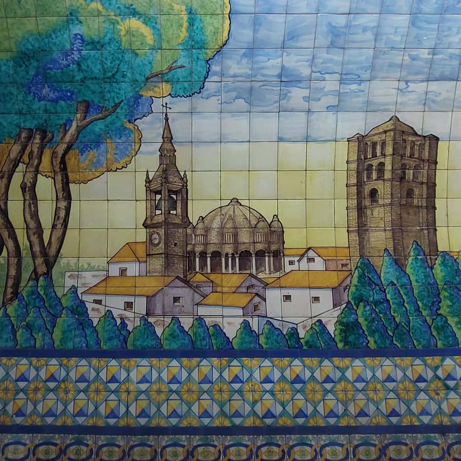 ブエノスアイレス地下鉄ツアー：サブテ＆電車 | GetYourGuide