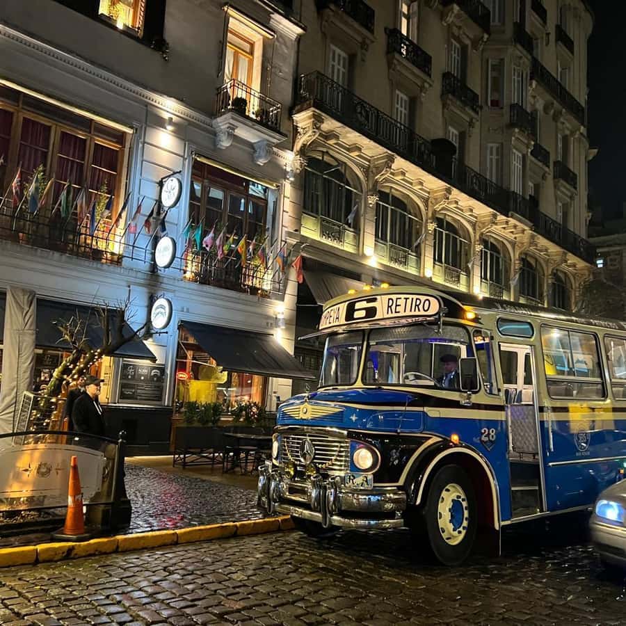 Buenos Aires Michelangelo Tango Show & Old-Style Bus Ride