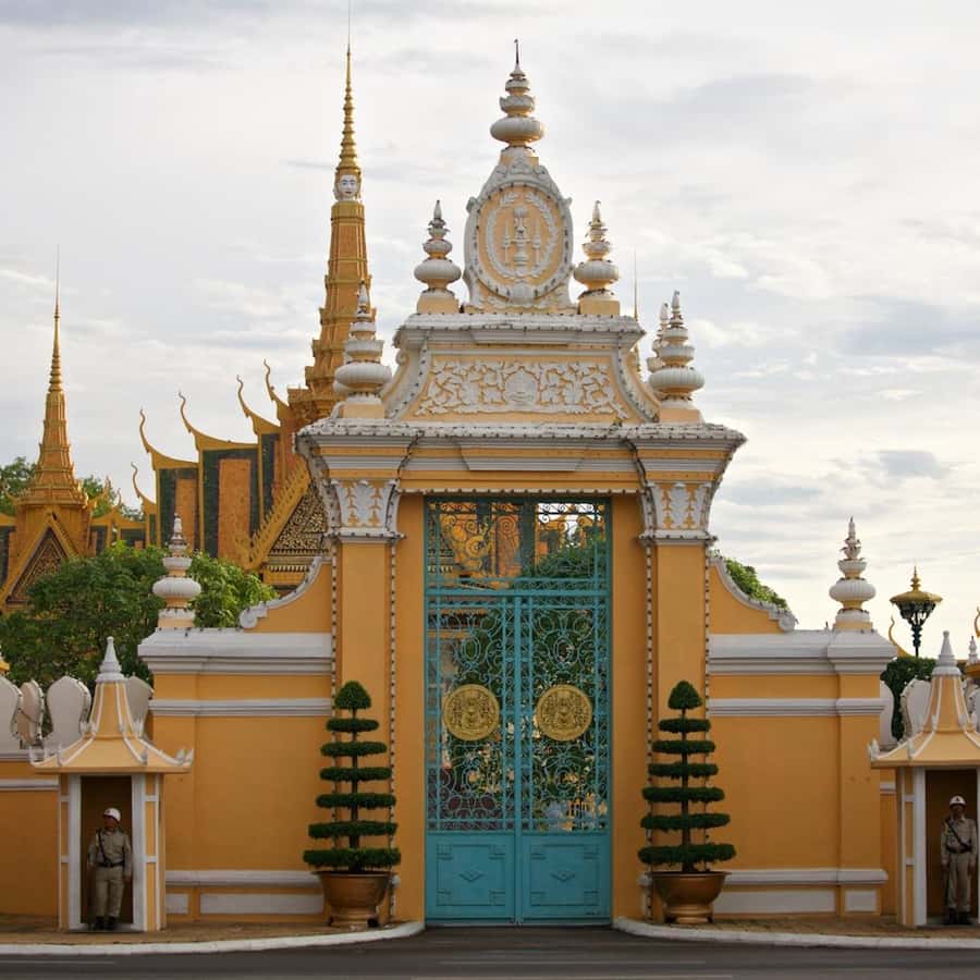 惊人的柬埔寨5天私人旅游金边和暹粒| GetYourGuide