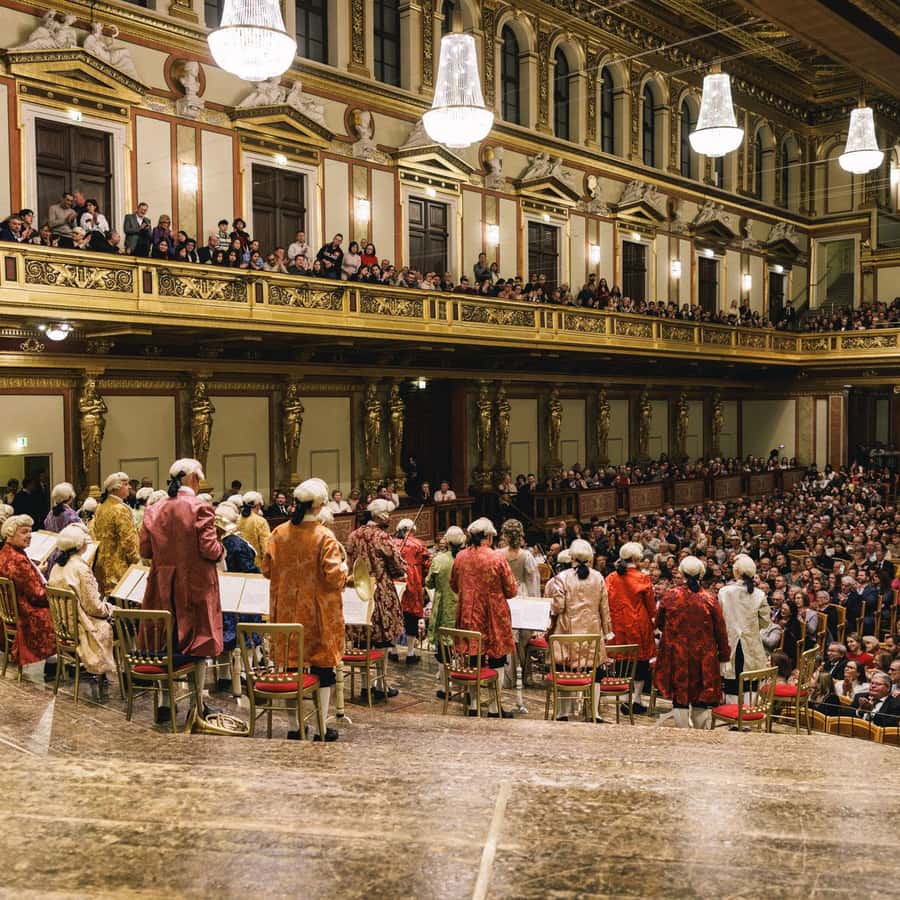 ウィーン：黄金のホールでのモーツァルトコンサート | GetYourGuide
