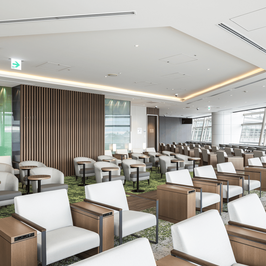 Tokyo: Tokyo International (Haneda) Airport Lounge Access