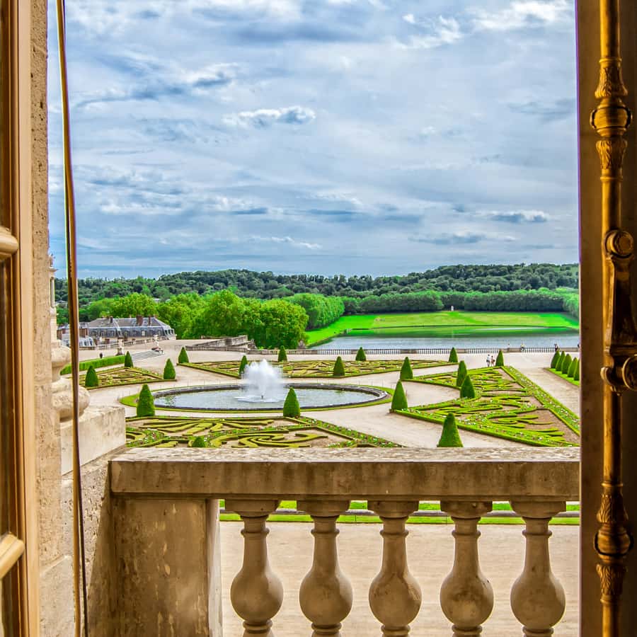 ヴェルサイユ：ヴェルサイユ宮殿時間指定入場券 | GetYourGuide