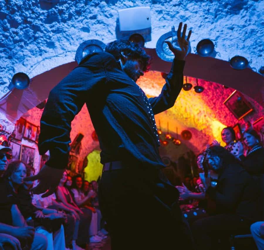 グラナダ：サクロモンテのロス・アマヤス洞窟フラメンコショー