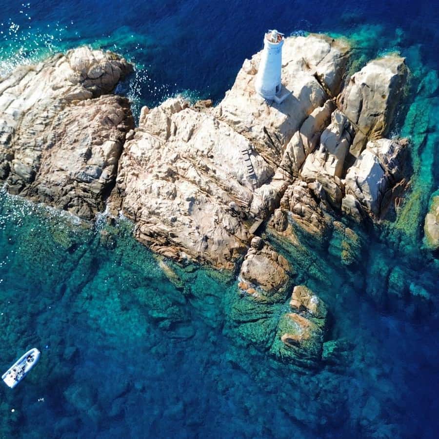 Caja de Regalo • Paseo a Caballo PARA 2 PERSONAS y Cesta de Picnic, image size:900x900