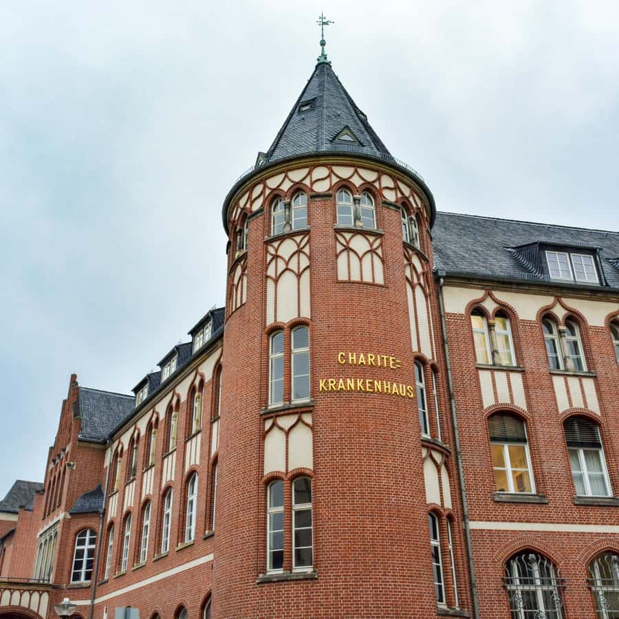 Berlin: Charité Hospital Walking Tour of Medical History | GetYourGuide, image size:900x900