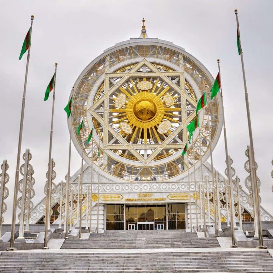 ウズベキスタンからトルクメニスタン4日間観光ツアー | GetYourGuide