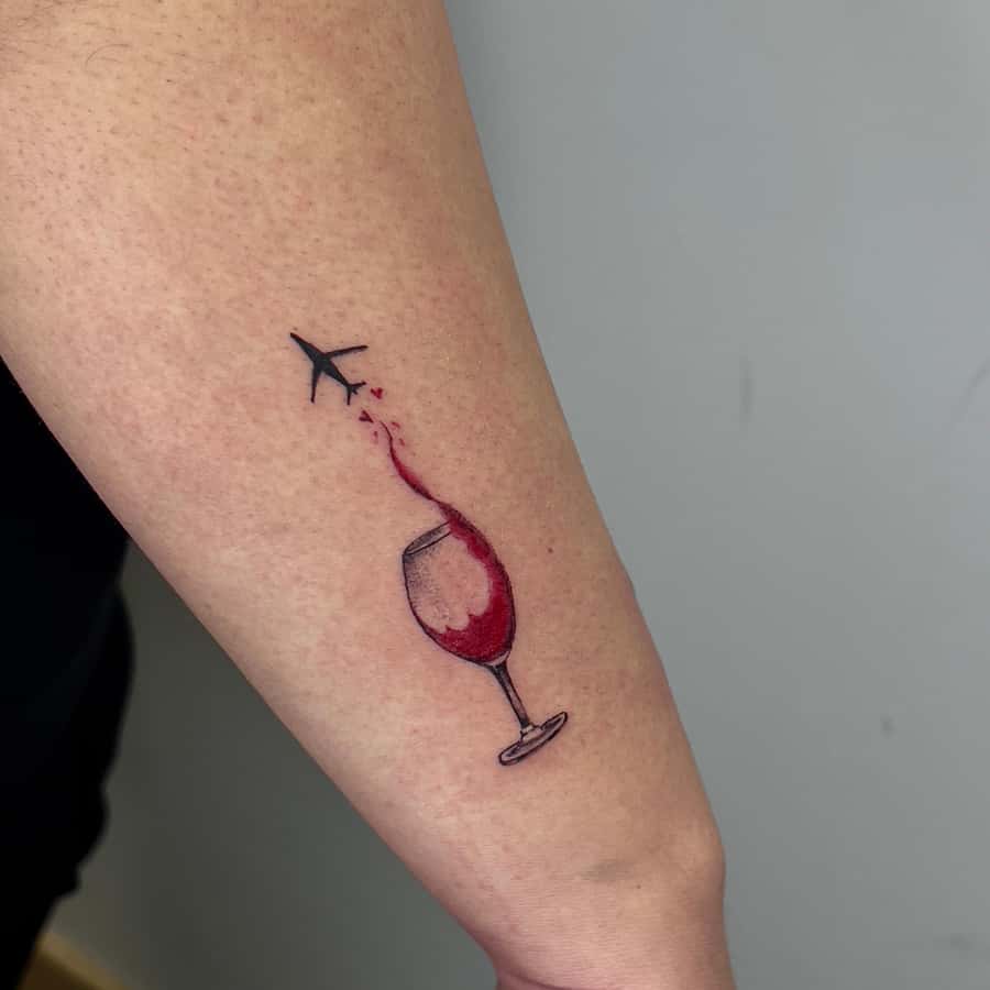 마드리드: 전문 스튜디오의 작은 문신 | GetYourGuide, image size:900x900