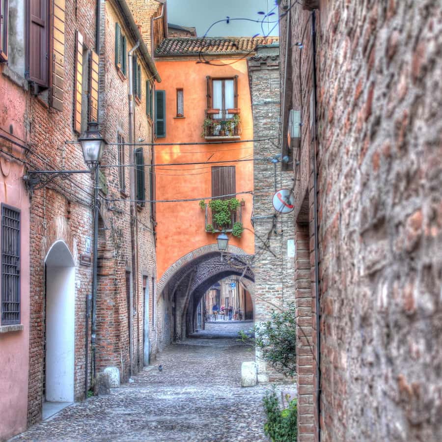 Reloj y meridiana solar del Palazzo del Governatore en Piacenza | Turismo  matemático, image size:900x900