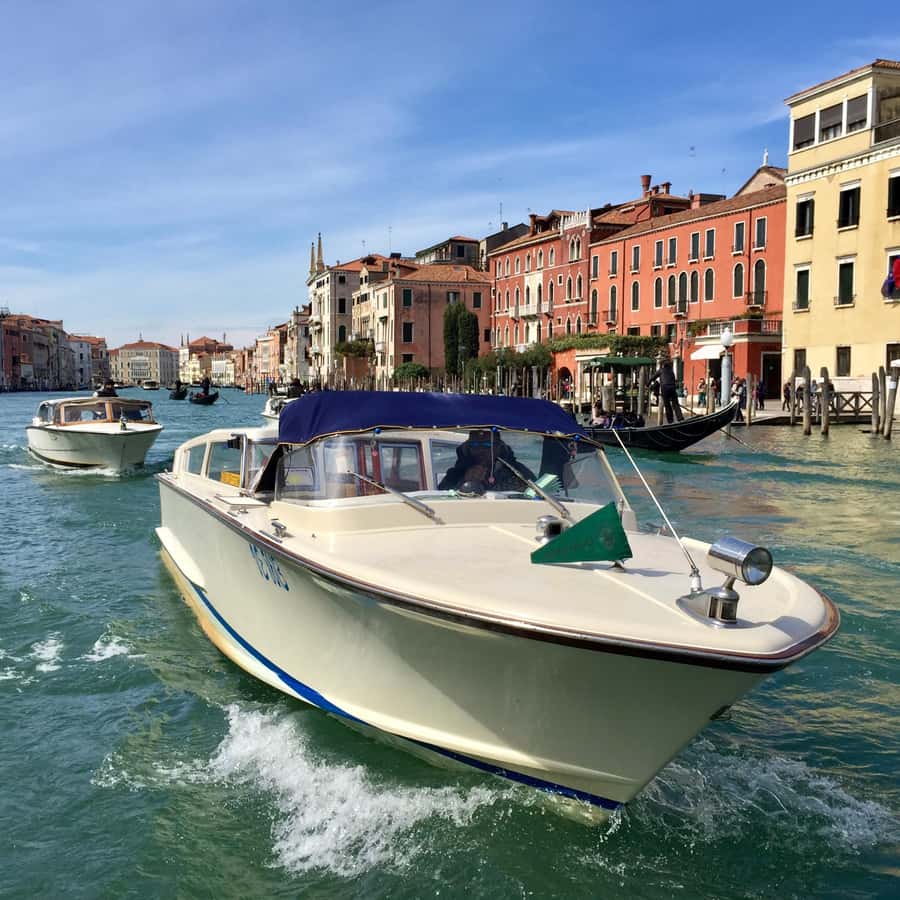 Transfer from the Venice Airport to Venice Hotels | GetYourGuide