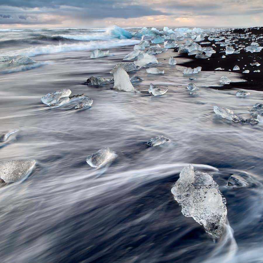 レイキャビク発：アイスランド6日間小グループツアー | GetYourGuide