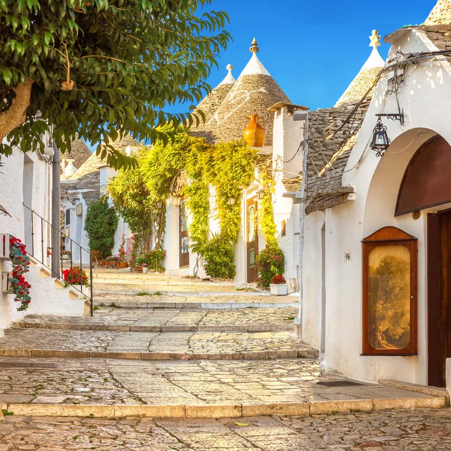 アルベロベッロ：2時間ガイド付きトゥルッリツアー | GetYourGuide