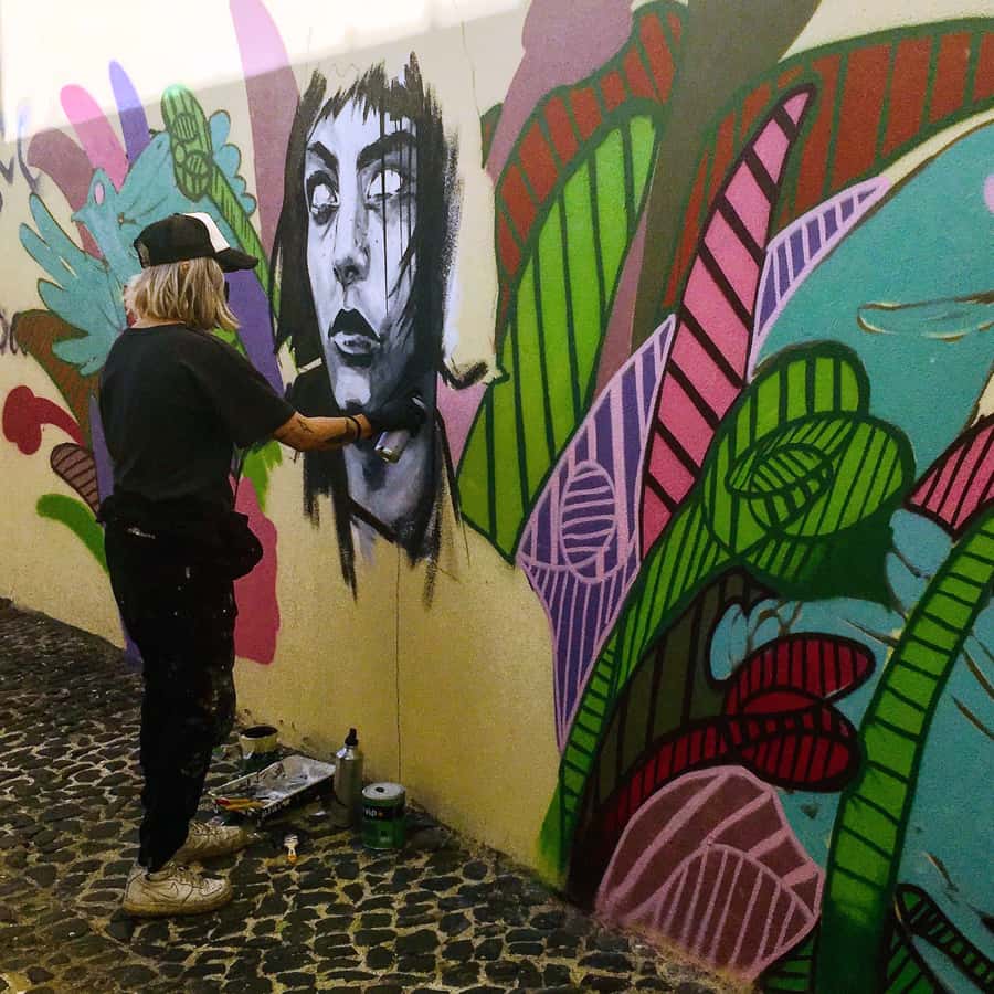 リスボン：ストリートアートツアー | GetYourGuide