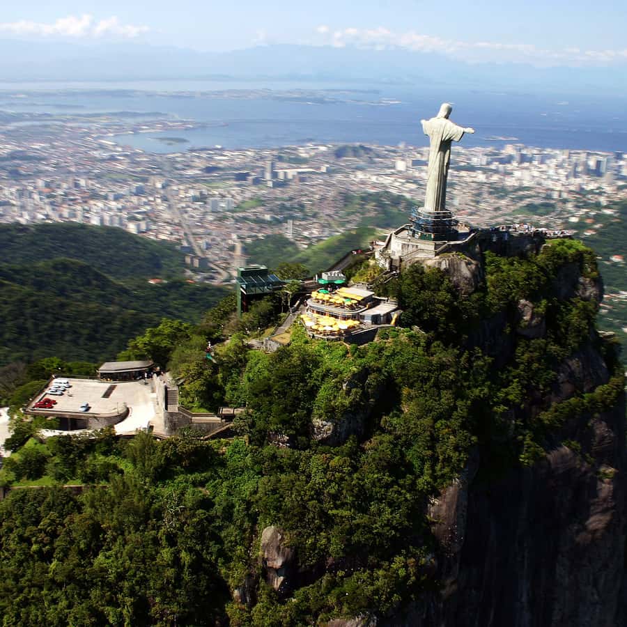 Rio: Maracanã Stadium \u0026 Christ the Redeemer by Rack Railway | GetYourGuide, image size:900x900