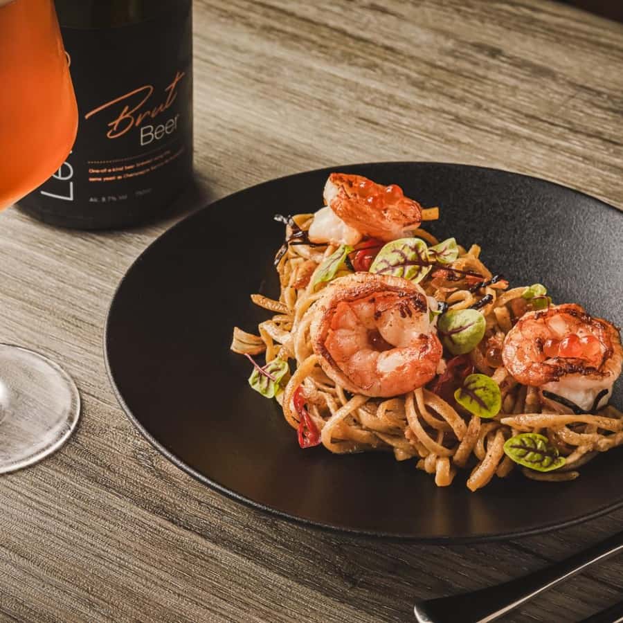 シンガポールLeVeL33 クラフト・ブリュワリー・レストラン＆ラウンジ