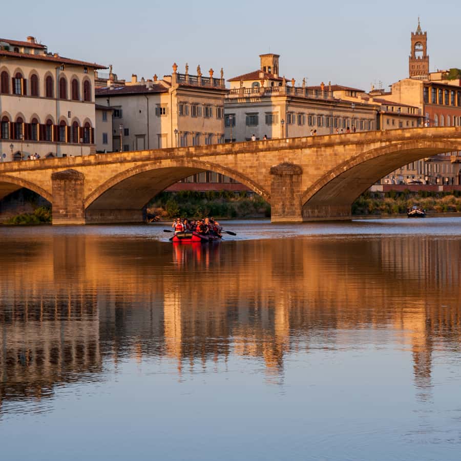 フィレンツェ：ポンテヴェッキオ橋と街の名所ラフティング クルーズ