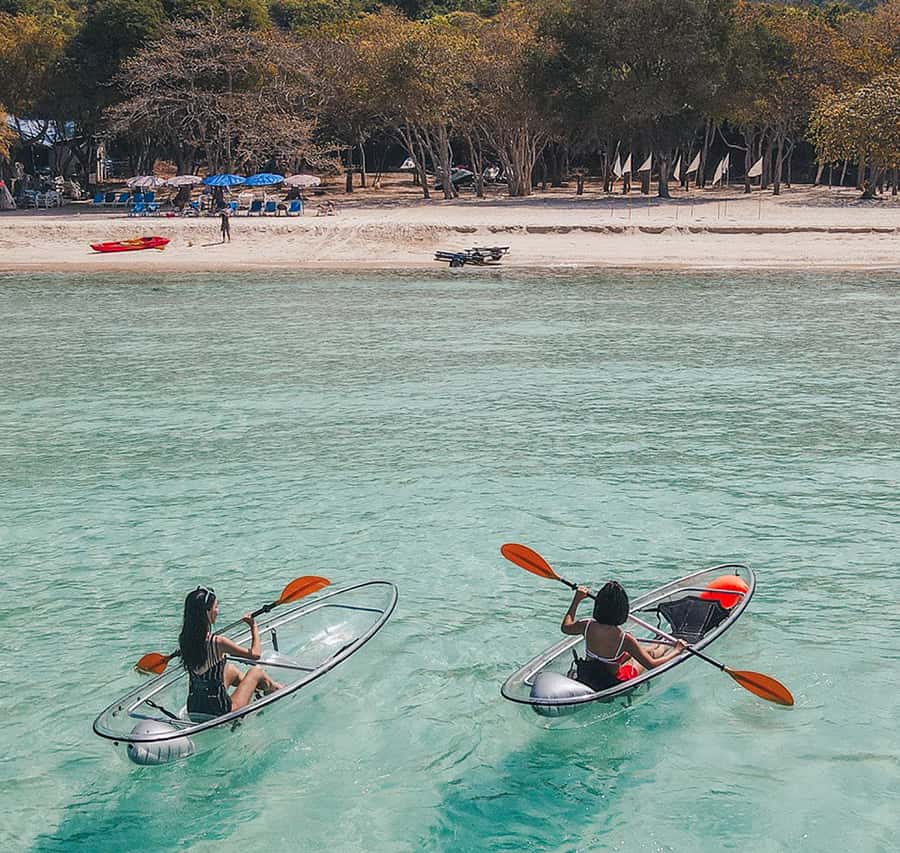 パタヤ/バンコク発：ビーチアクティビティ付き島日帰りツアー