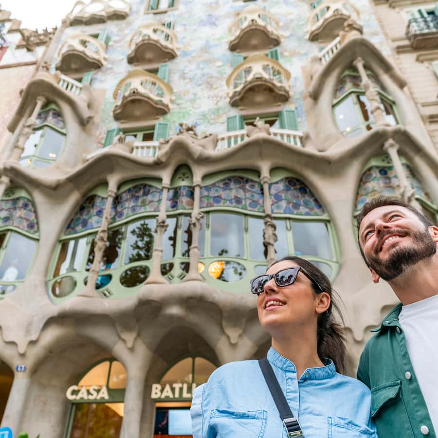 巴塞罗那：巴特罗之家是第一张门票| GetYourGuide