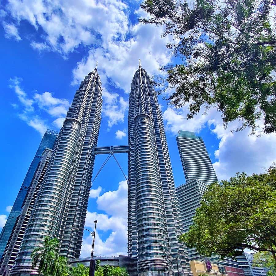 Kuala Lumpur: Skip-the-Line Petronas Twin Towers E-Ticket | GetYourGuide, image size:900x900
