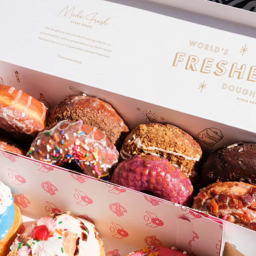Santa Monica: Delicious Donut & Sweet Treats Walking Tour