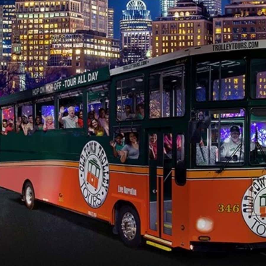 보스턴: 휴일 명소와 축제의 밤 트롤리 투어 | GetYourGuide, image size:900x900