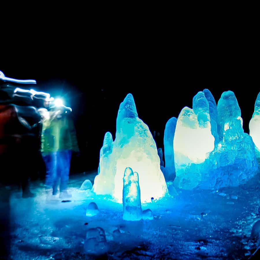 ロフトヘリル氷の洞窟 スーパージープツアーをご覧ください | GetYourGuide