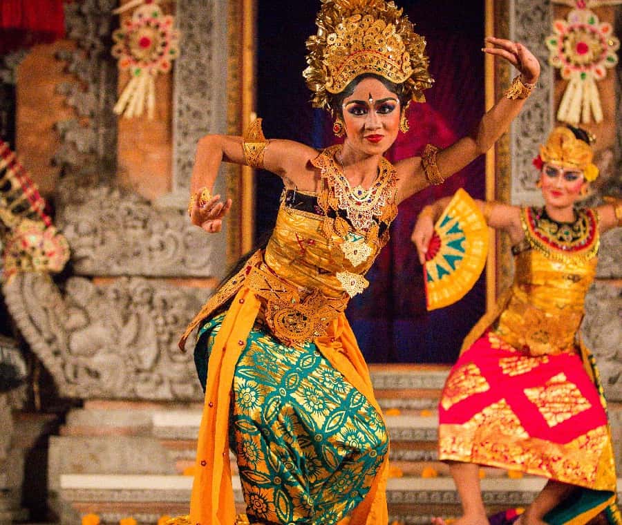 バリ島ウブド宮殿レゴンダンスショー チケット | GetYourGuide
