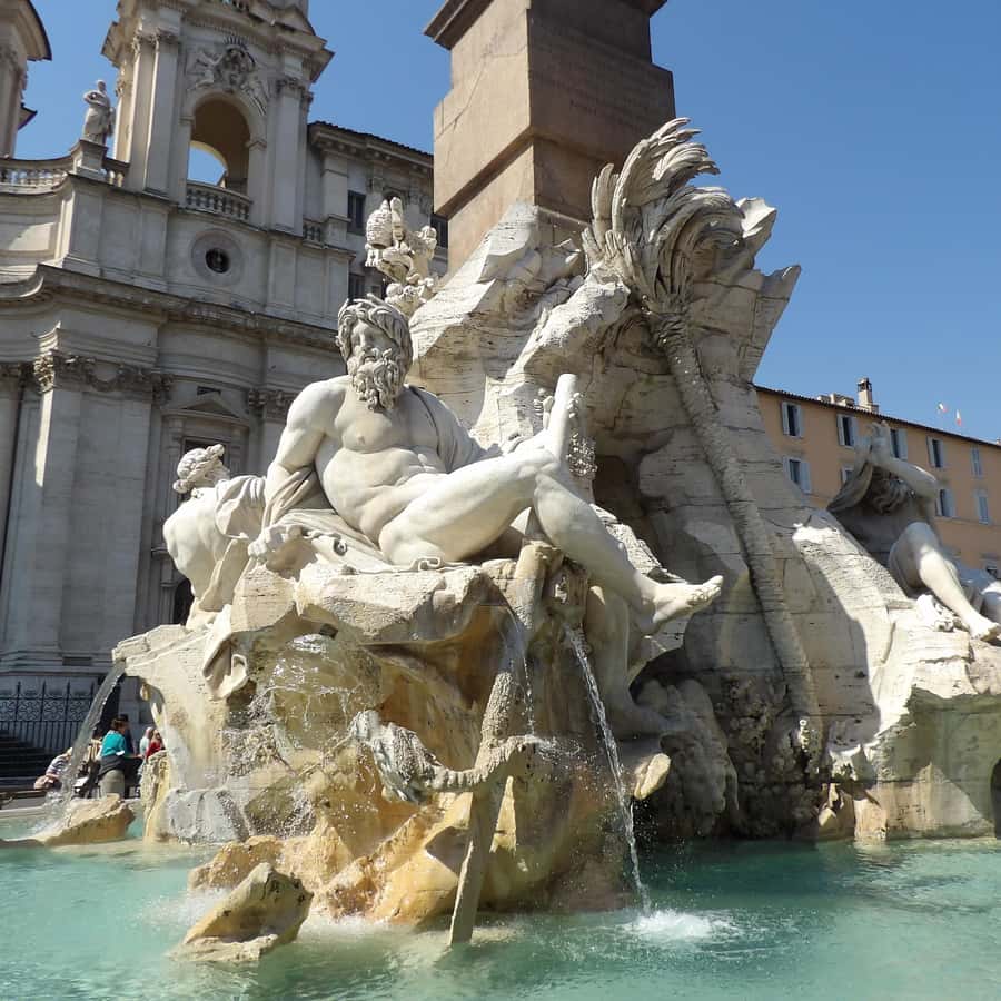ローマ：トレビの泉とナヴォーナ広場の地下ツアー | GetYourGuide
