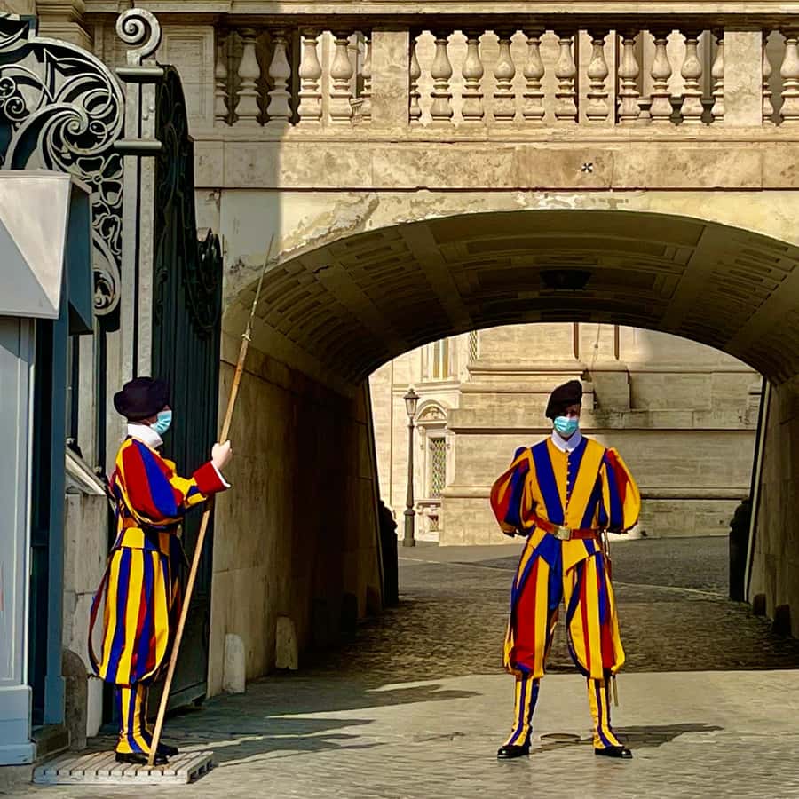 ローマ：バチカン美術館＆システィーナ礼拝堂ツアー（VIP入口