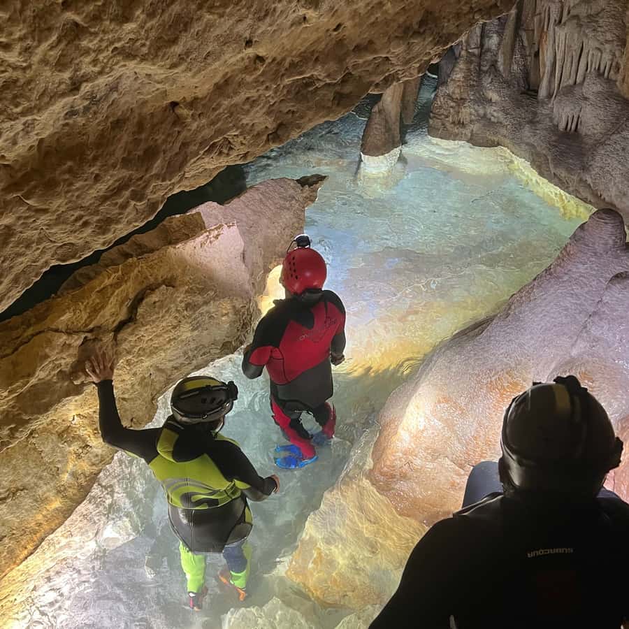 Mallorca: Aquatic Cave Exploration Guided Tour