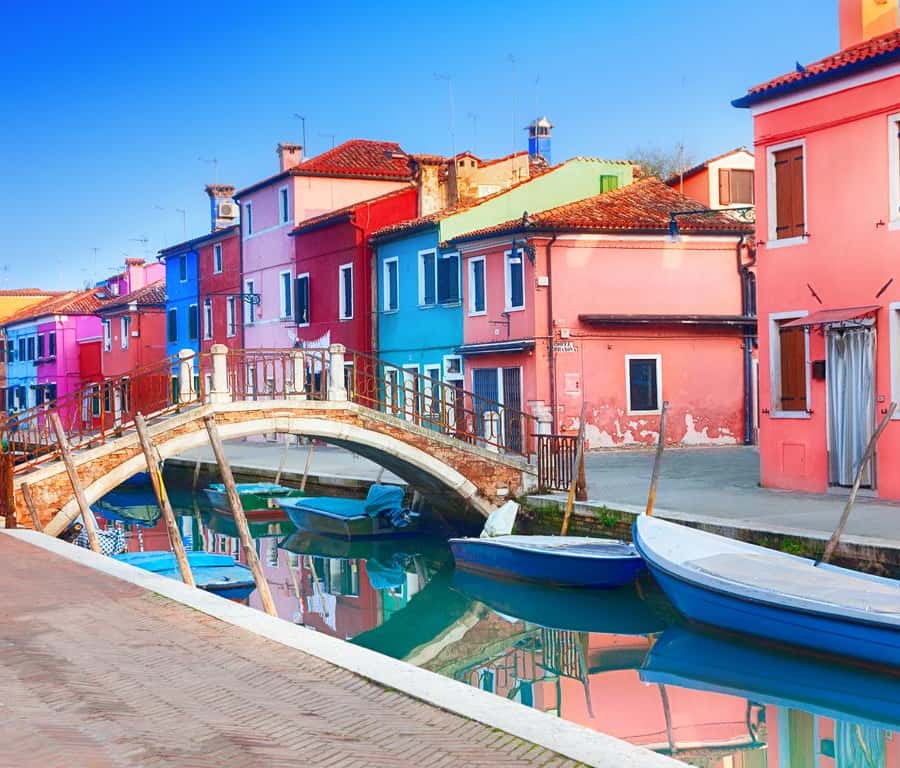 ヴェネツィアからムラーノ島、ブラーノ島に寄港 | GetYourGuide