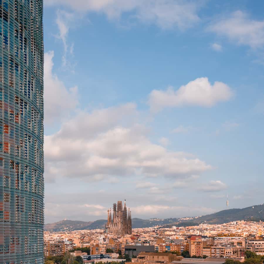 ☆コロパル☆様高品質モリオン六角柱タワー♡ポイントBIG サイズ虹No.1574 バルセロナ：グロリエス展望台の優先入場チケット | GetYourGuide