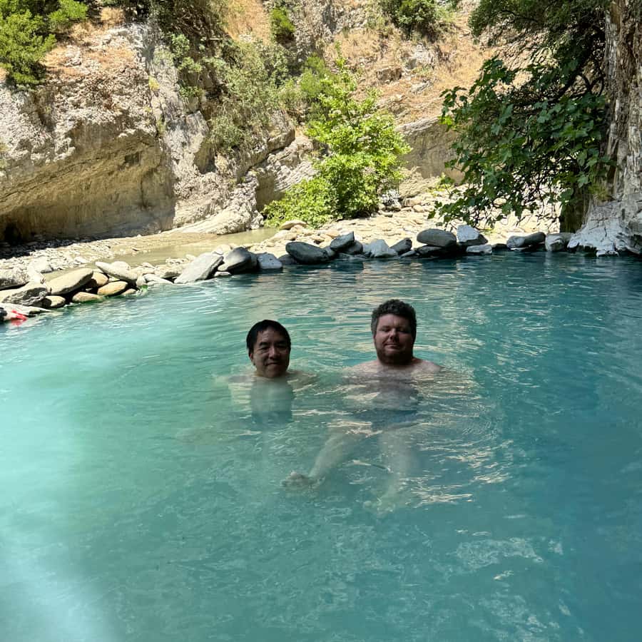 佩尔梅特温泉与朗加里卡峡谷一日游| GetYourGuide, image size:900x900